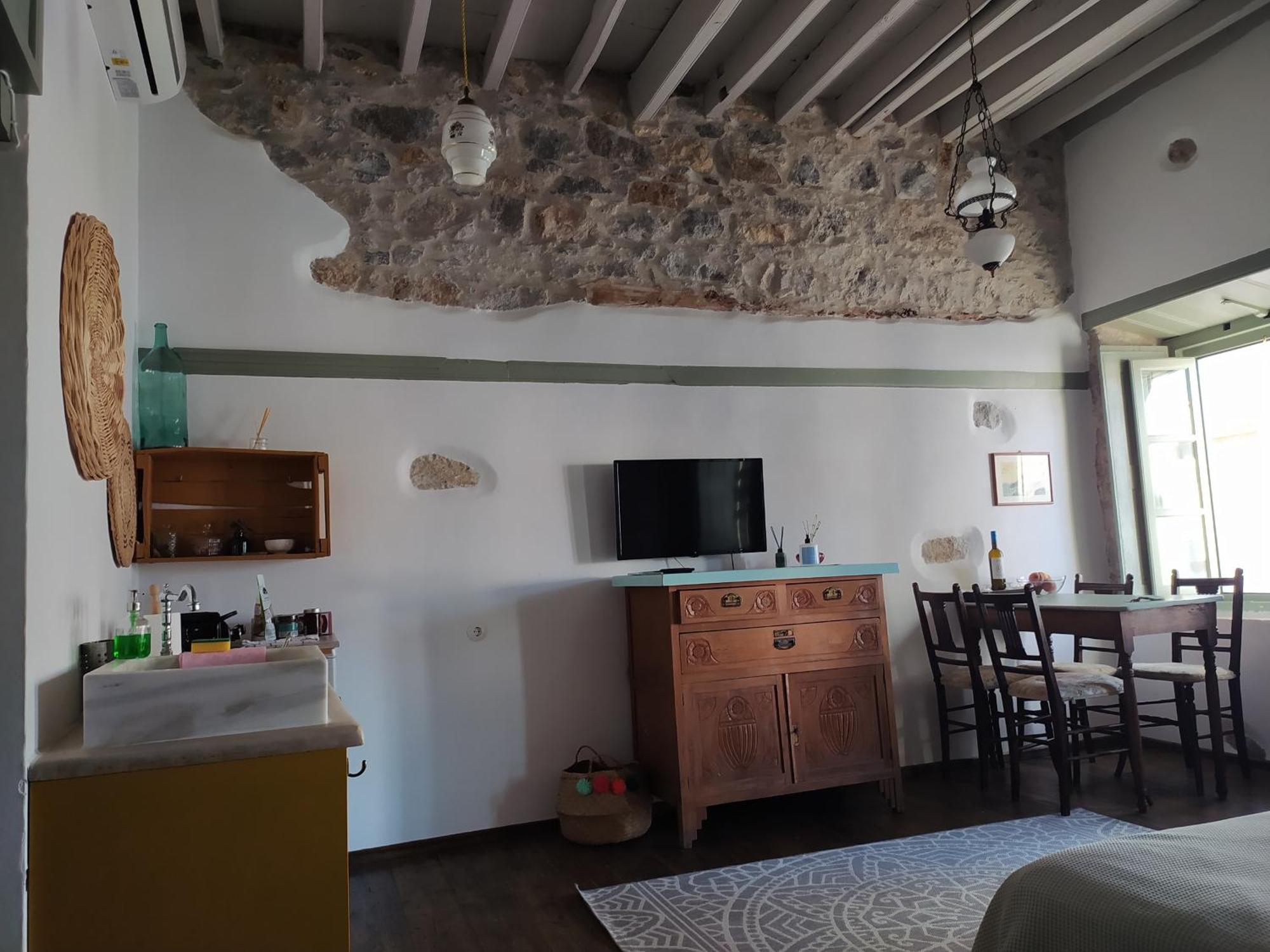 Latmos 1860 Villa Skala  Bilik gambar